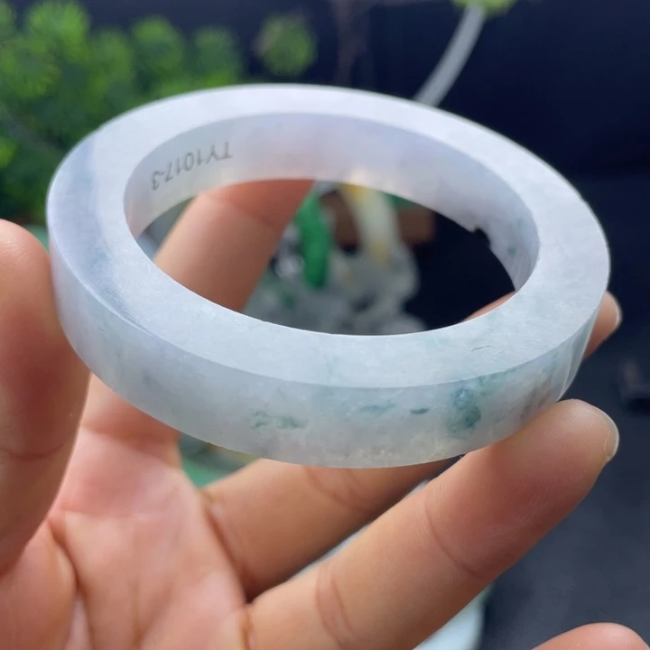 定制翡翠不退不换未镶嵌