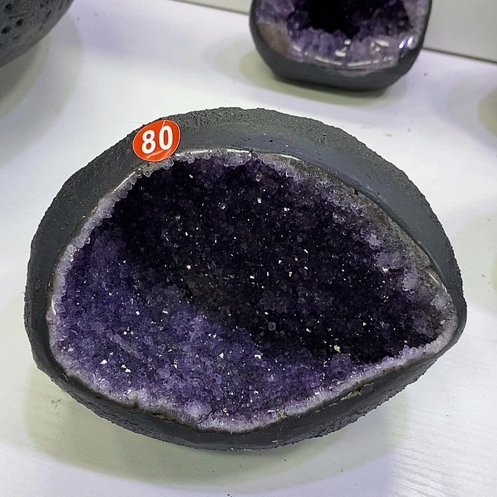 未镶嵌水晶大型摆件（非配饰）