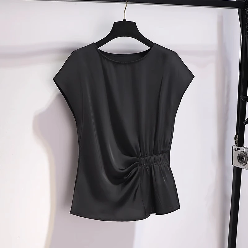 拉夏贝尔黑色高端醋酸上衣女夏季2025新款轻奢褶皱设计感缎面小衫