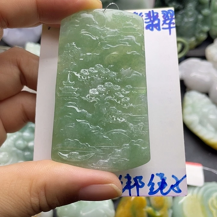 颈饰未镶嵌翡翠天然翡翠
