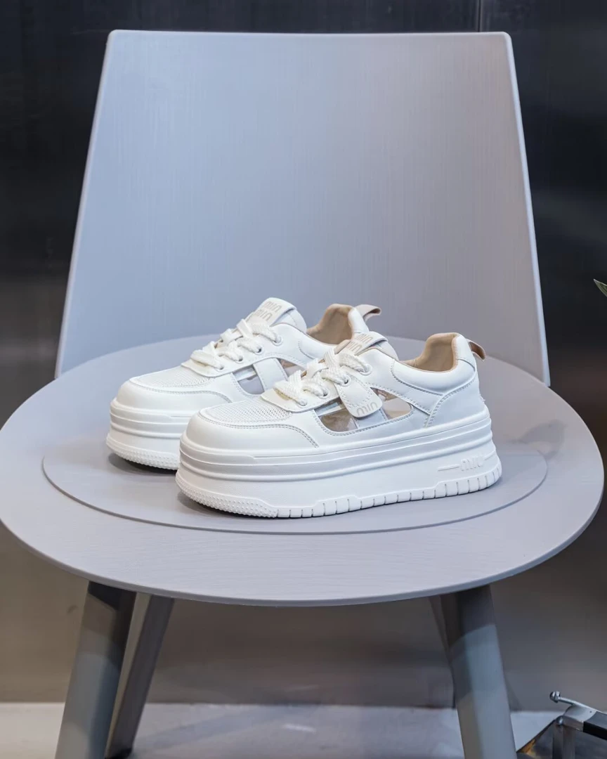 后空系带单层 洞洞透气 真皮 米色米杏真皮橡胶发泡底999-19