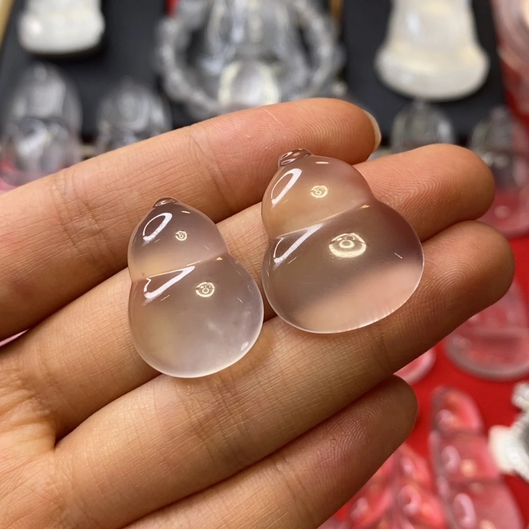 石英质玉未镶嵌吊坠