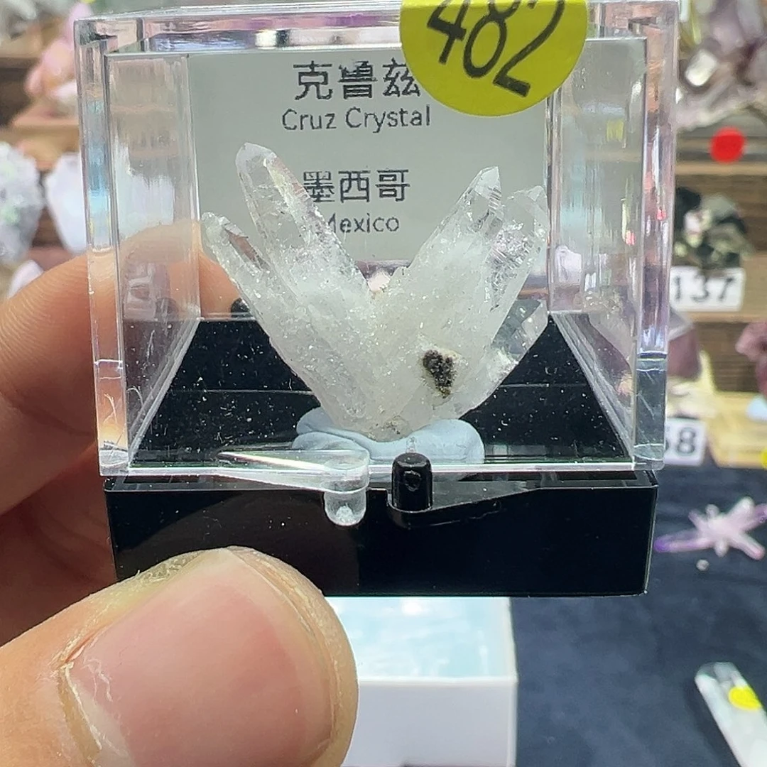 珠宝半成品水晶未镶嵌