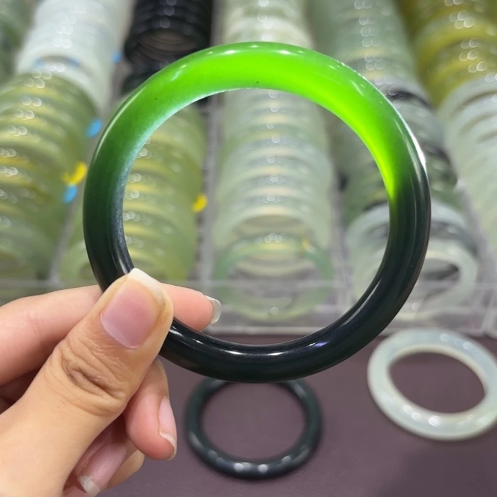 岫玉未镶嵌手镯天然