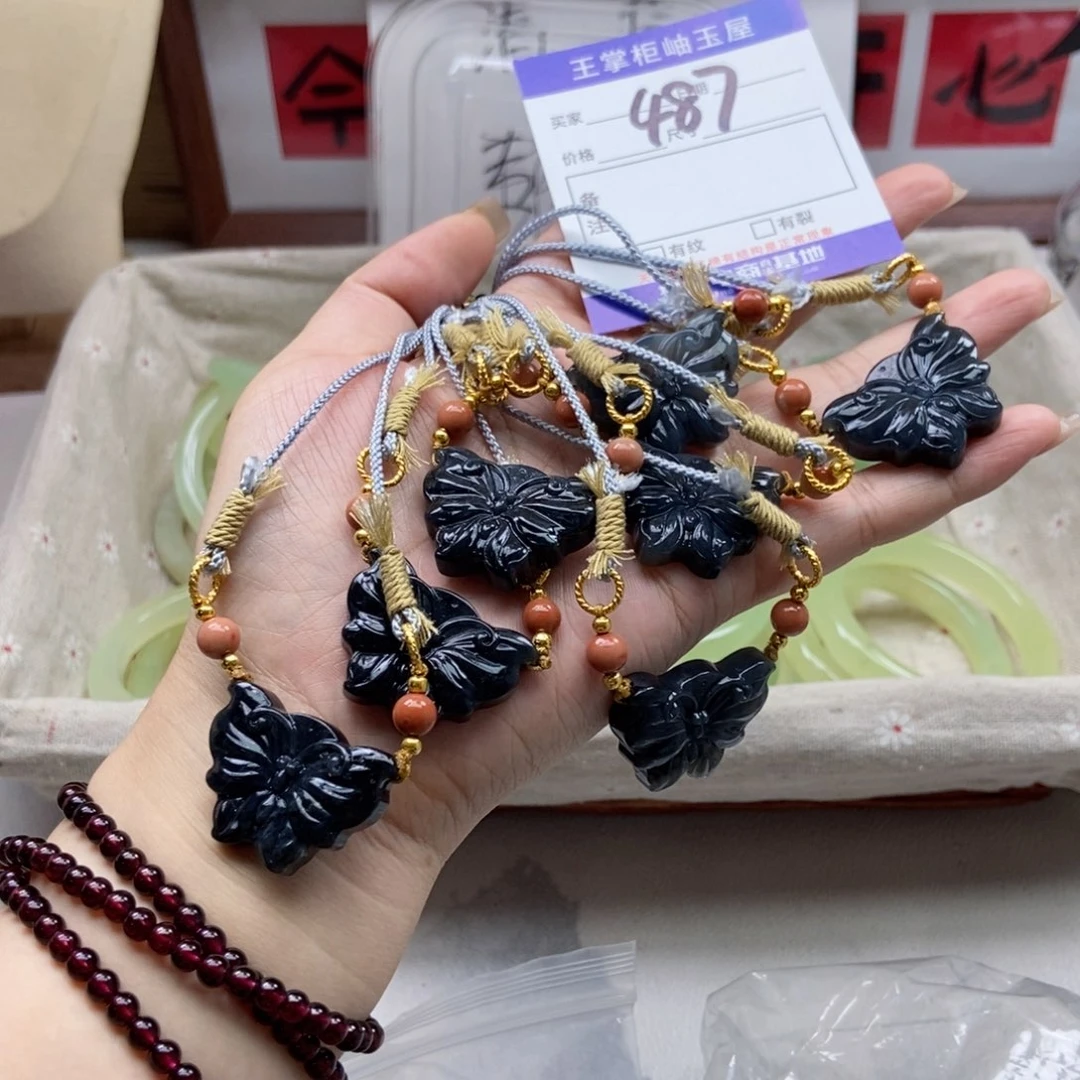 岫玉未镶嵌吊坠吊坠多样性，发一个