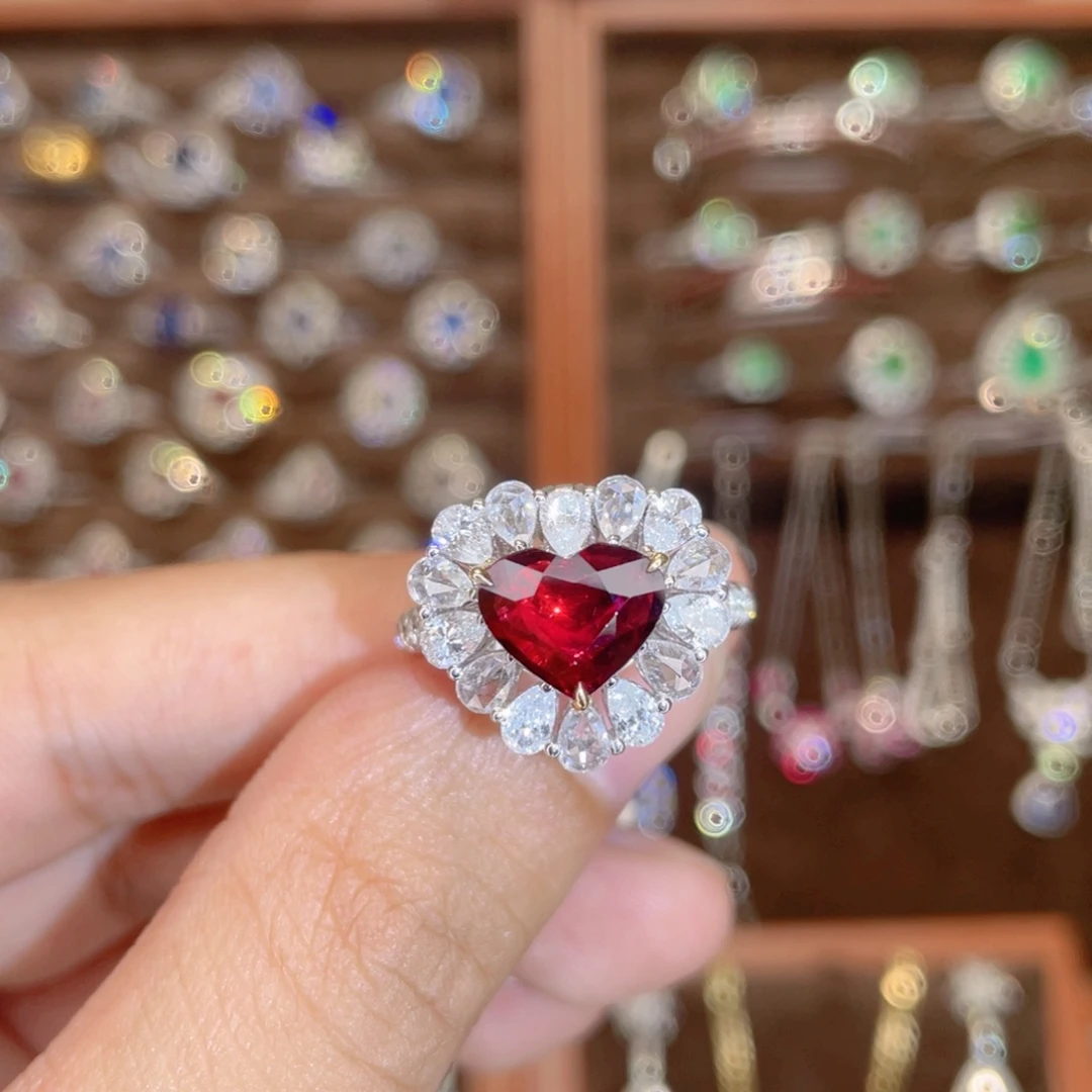 红宝石戒指18K金镶嵌2.06ct 无烧两用