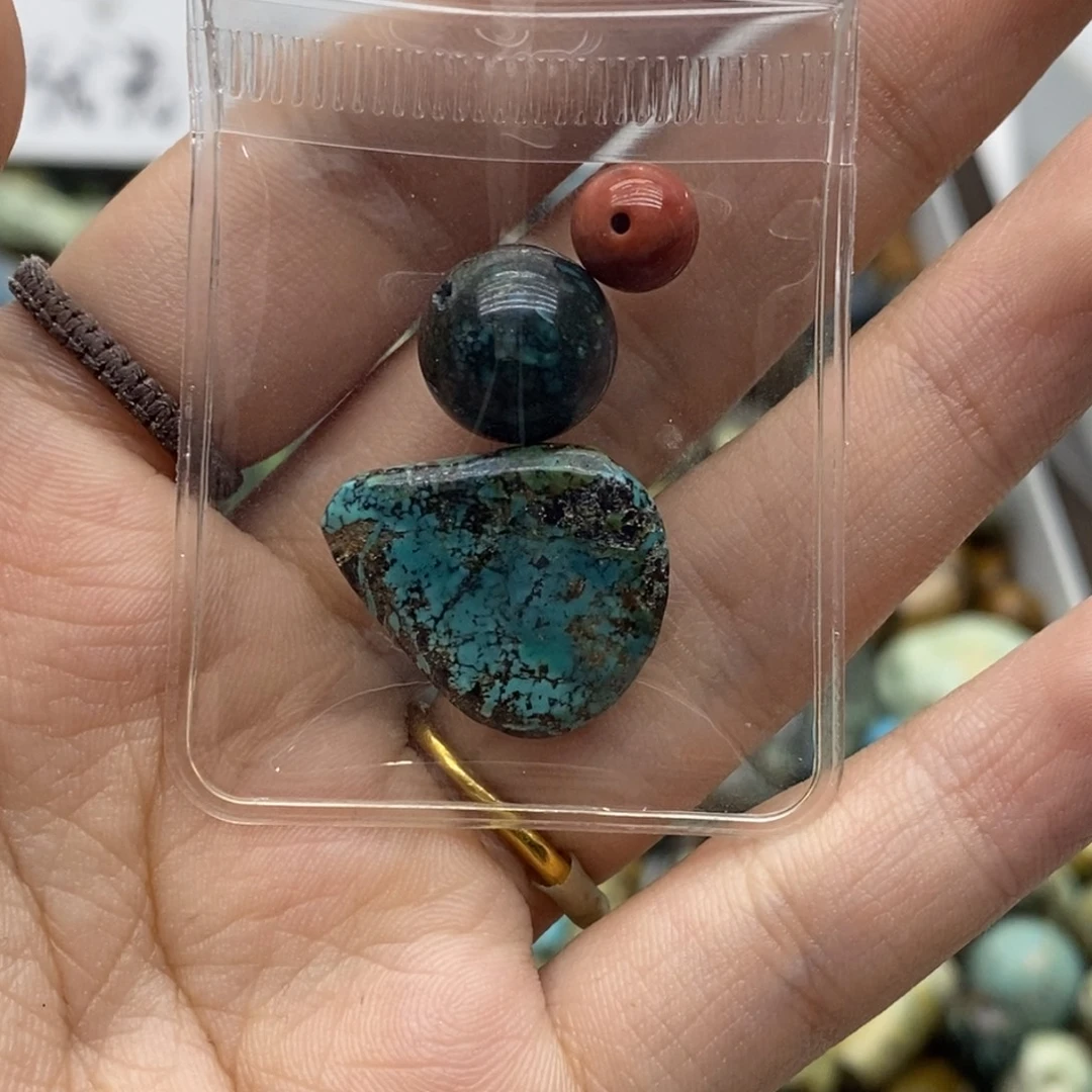 铂***森南红玛瑙未镶嵌珠宝奇石