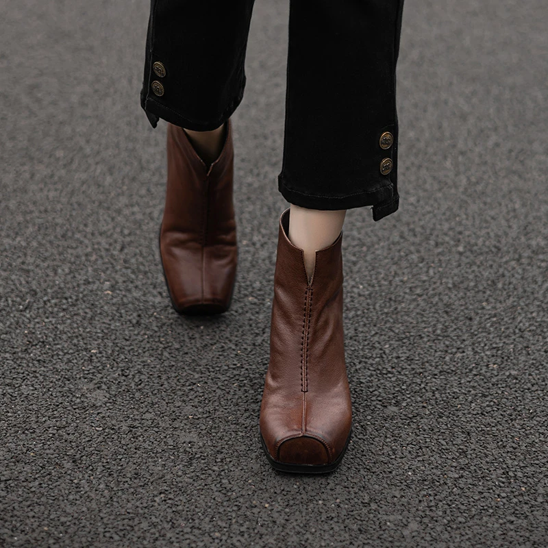 轻奢小众女鞋5cm覆古水洗马皮粗跟短靴女后拉炼炼方头靴