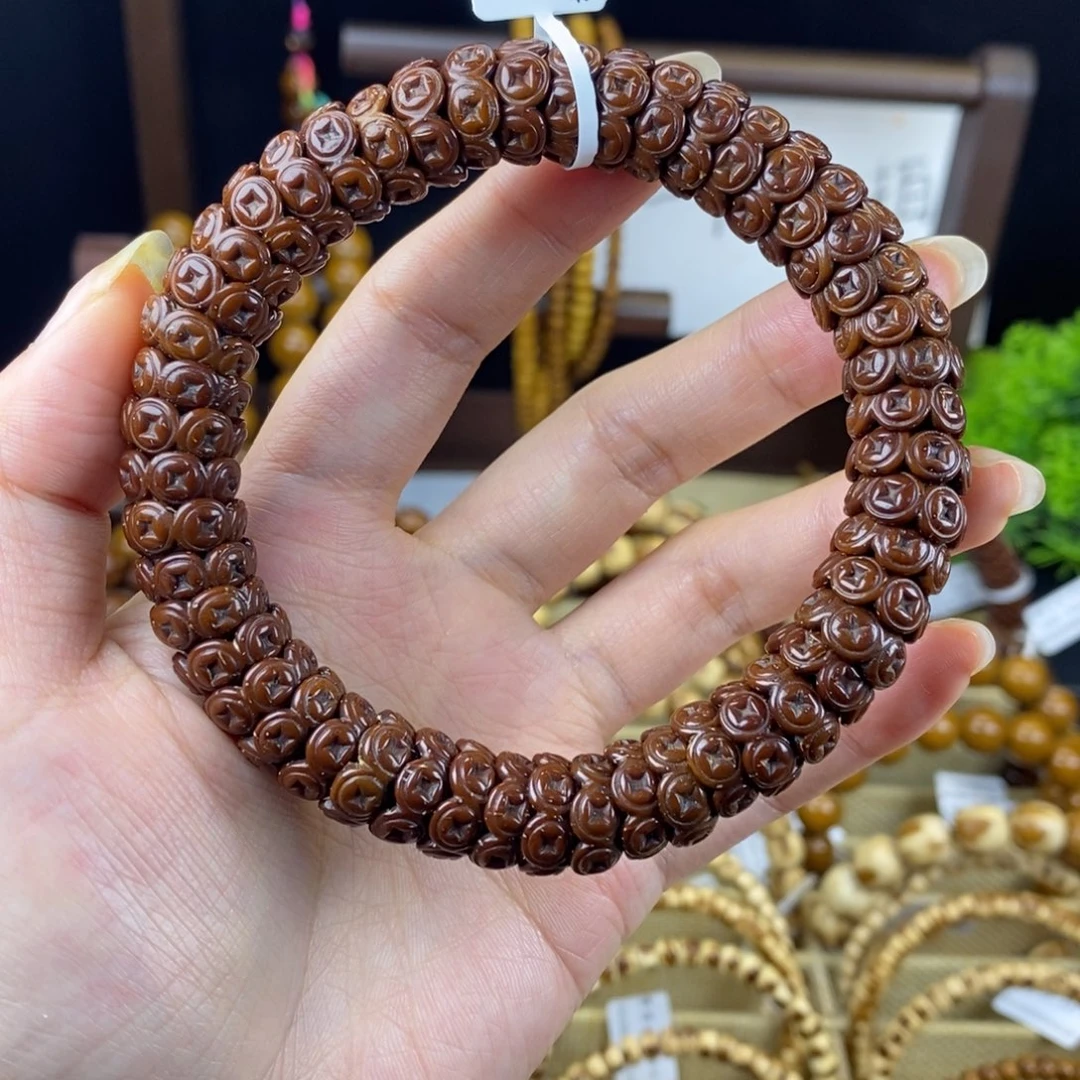 手串紫金鼠雕刻钱币