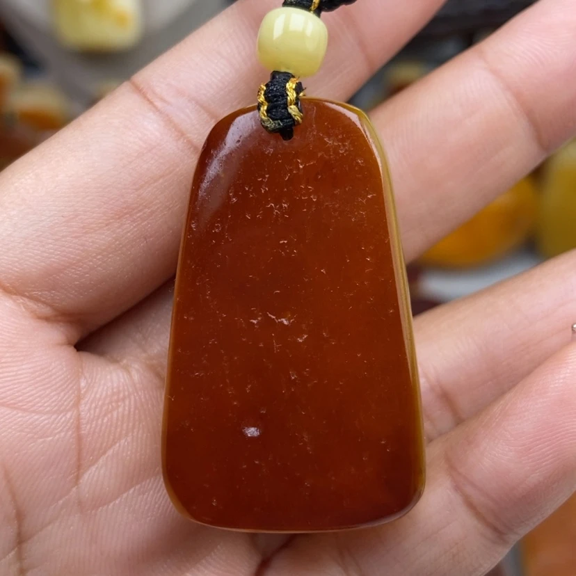 【闪购商品】琥珀颈饰未镶嵌