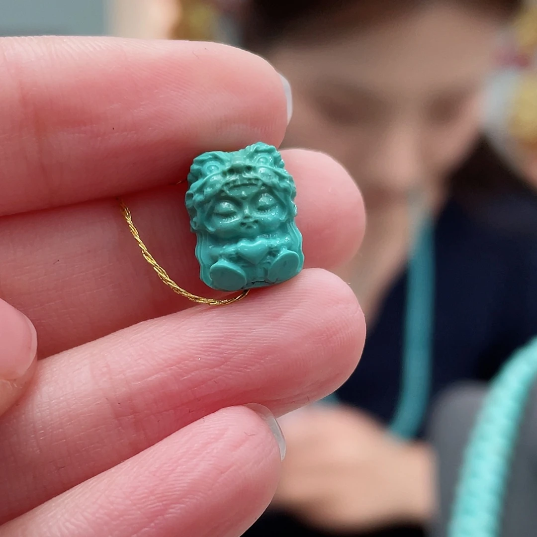 绿松石颈饰未镶嵌