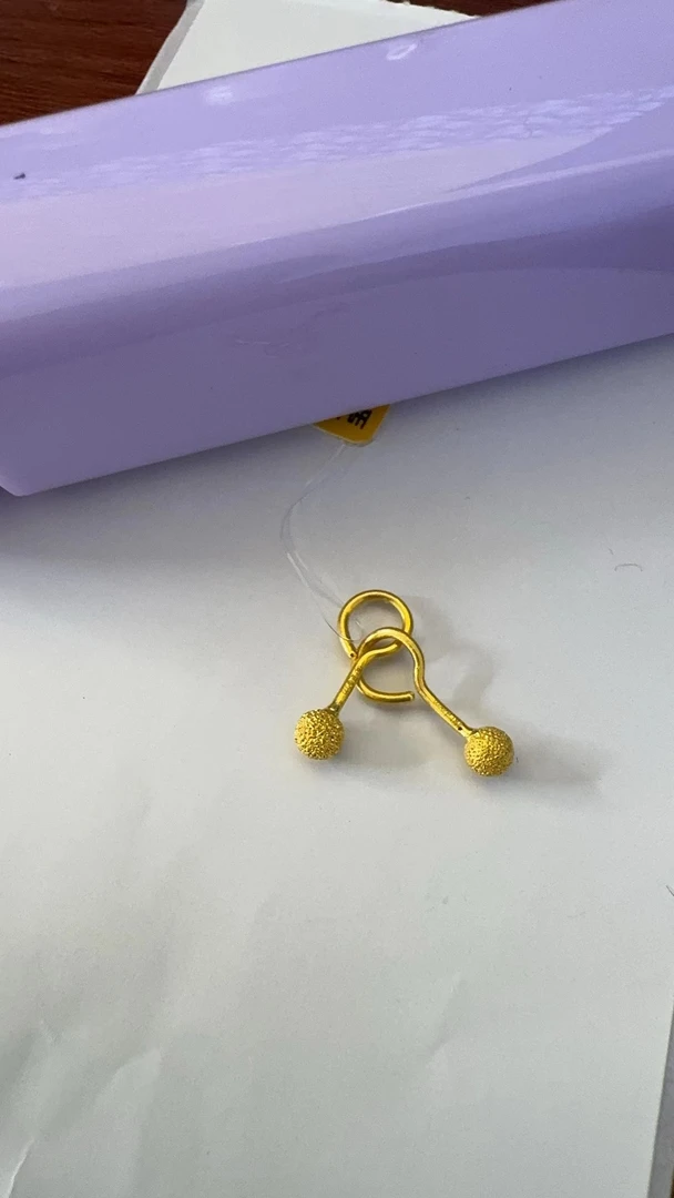 红飞珠宝足金耳饰