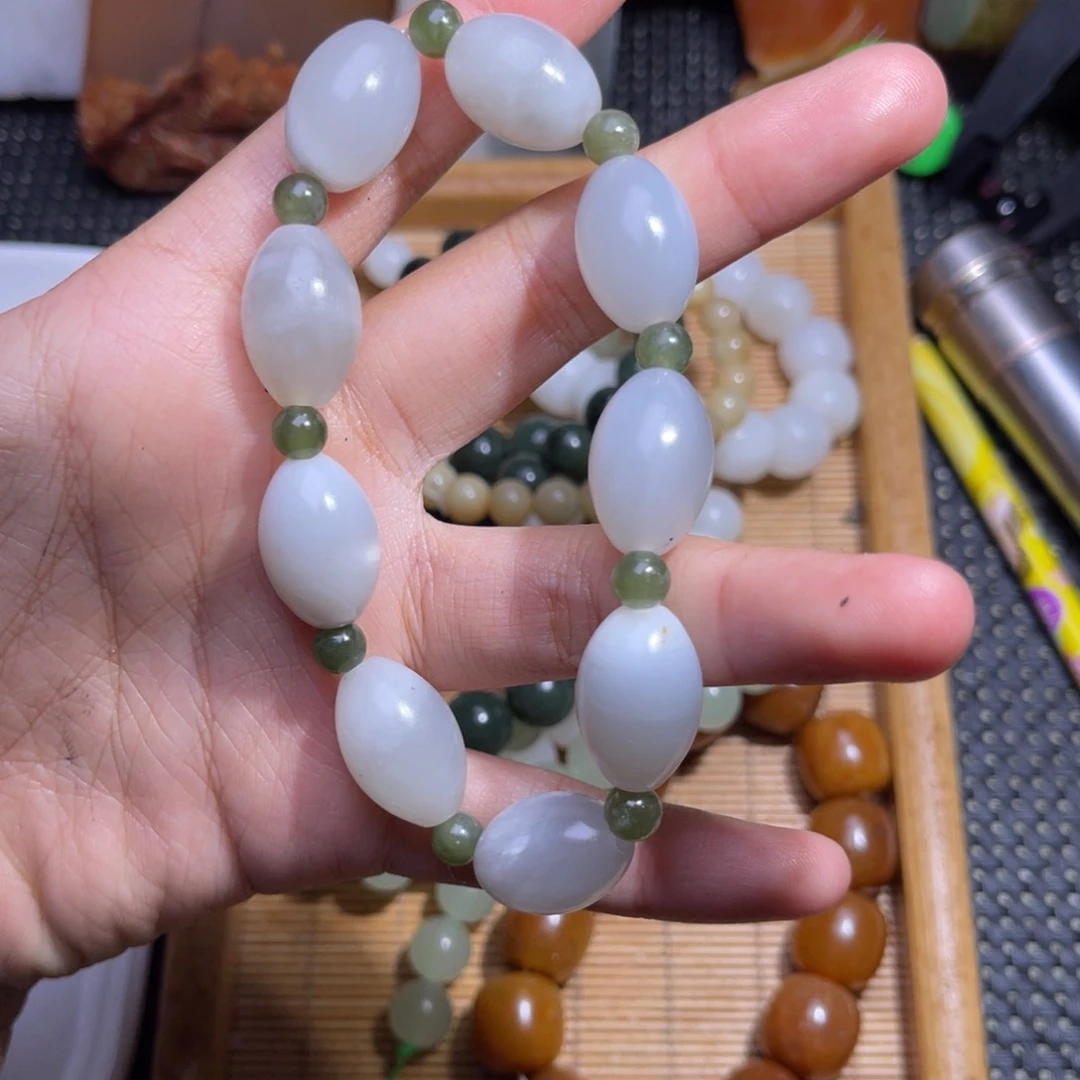 未镶嵌和田玉珠宝半成品