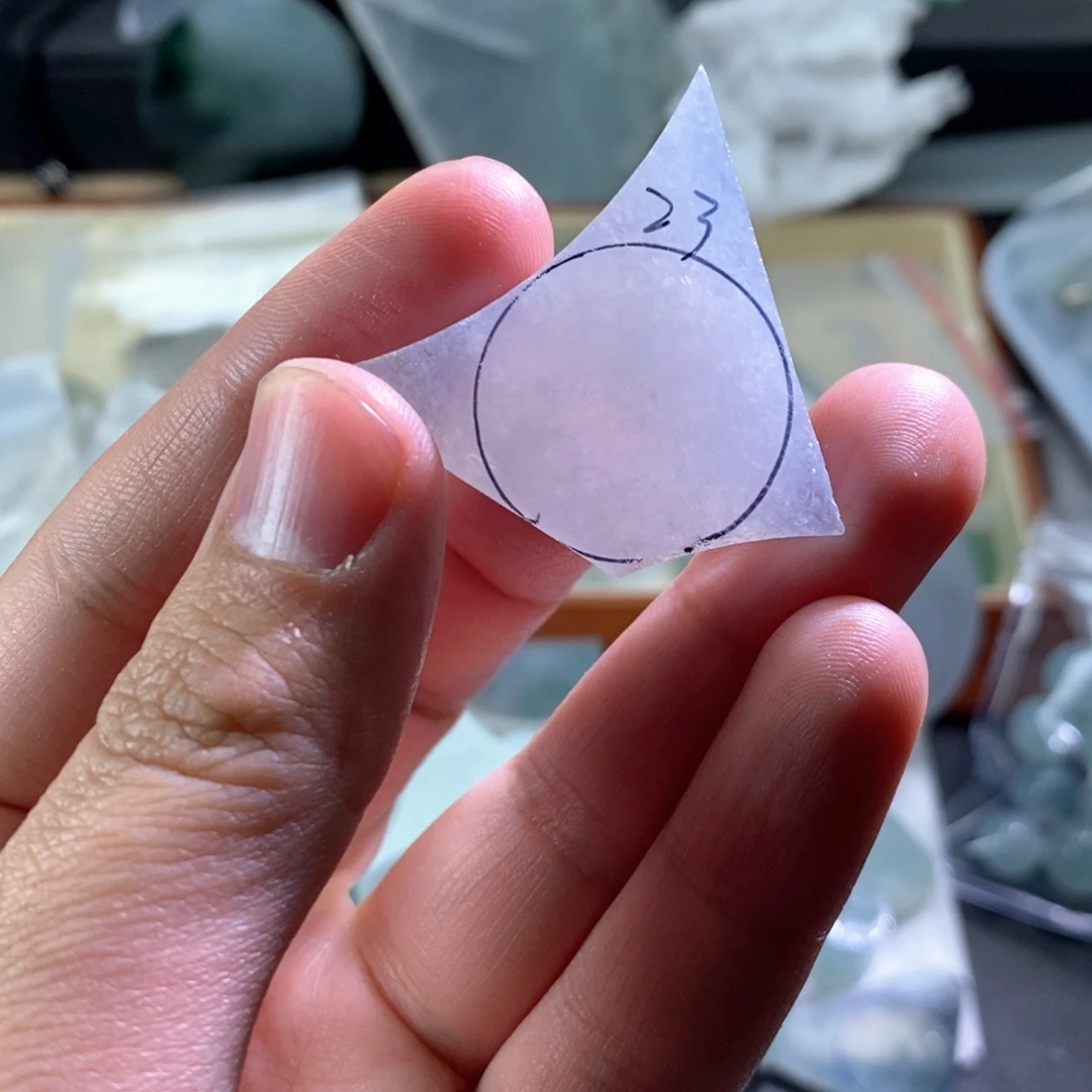 翡翠未镶嵌颈饰定制