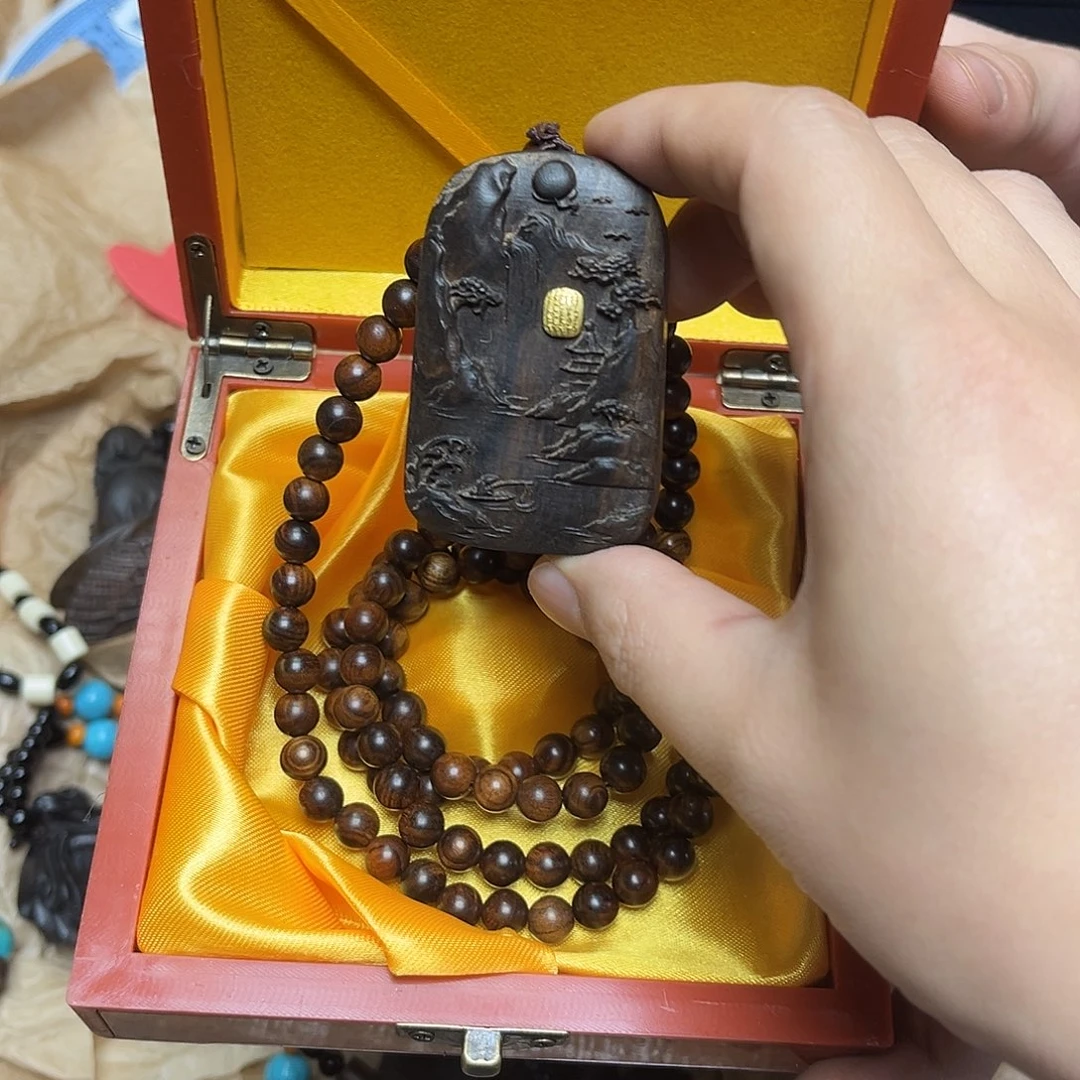 大叶紫檀（黑酸枝木类）