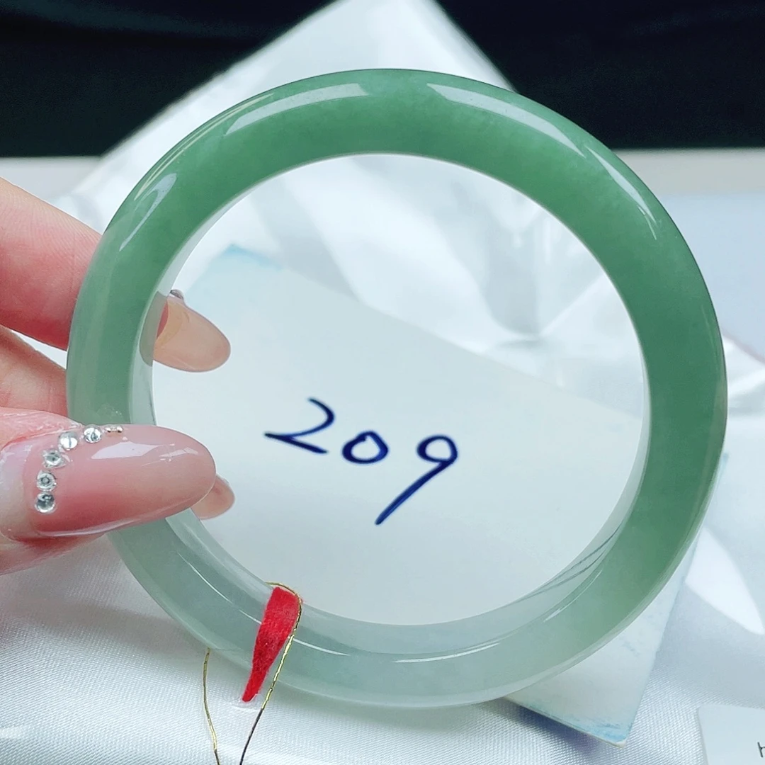 翡翠未镶嵌手镯泥鳅背55+