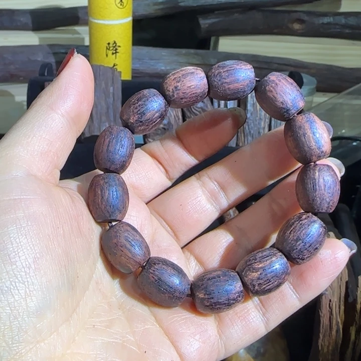 木糖****༽降真香黄油枣珠一串