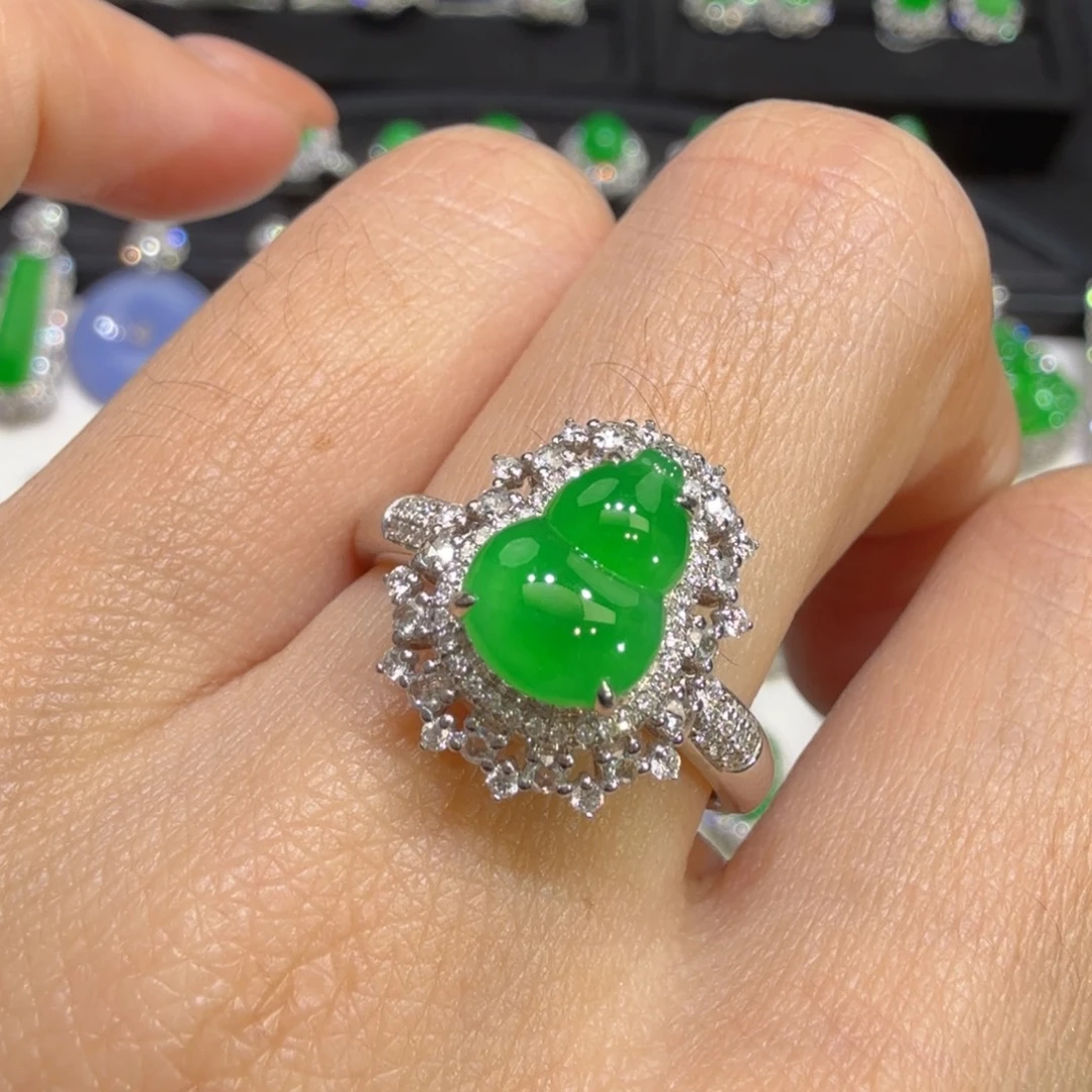 翡翠18K金镶嵌戒指收到货48小时鉴赏期