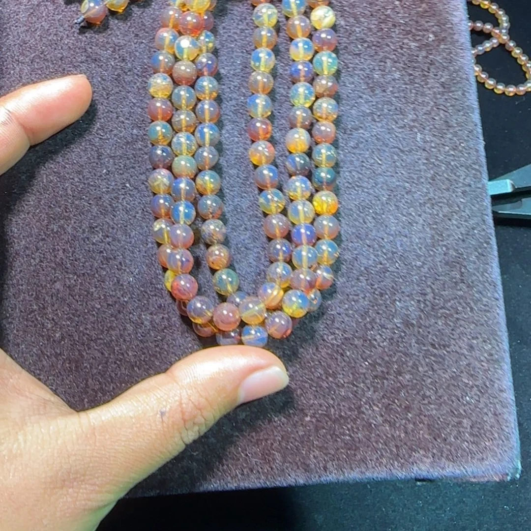 琥珀未镶嵌裸石琥珀