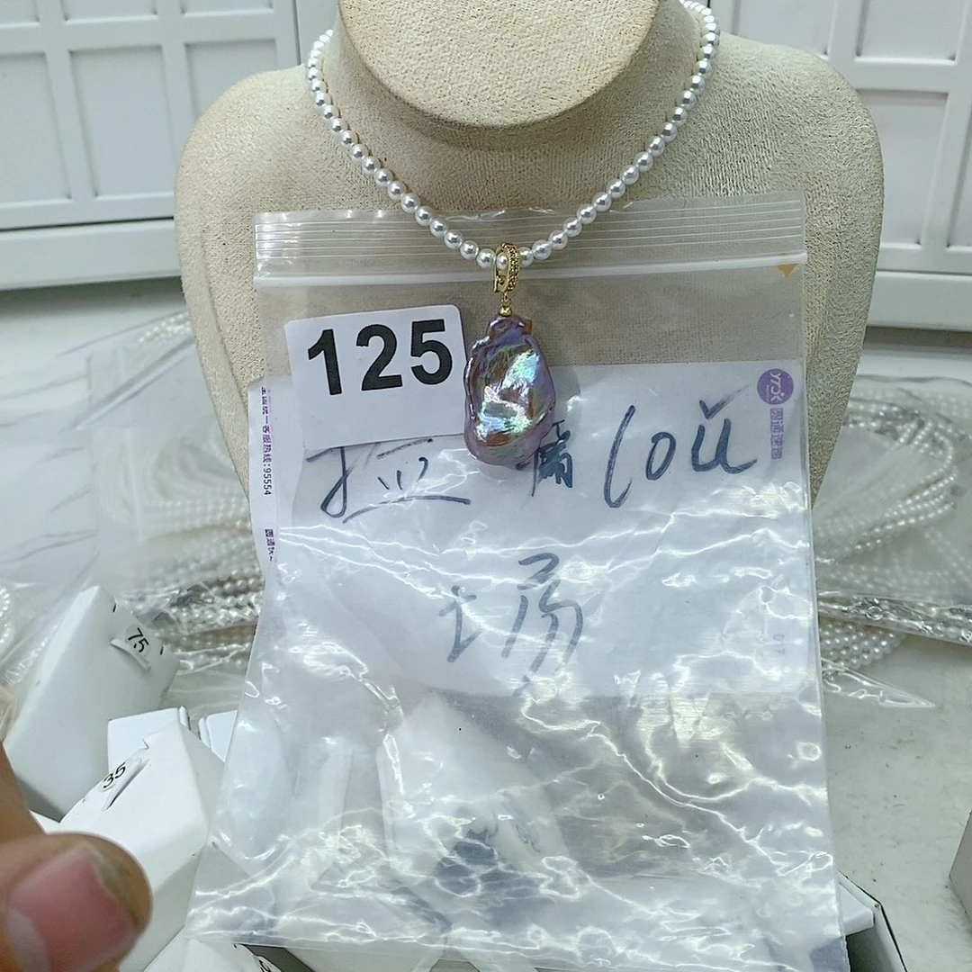 淡水珍珠颈饰合金