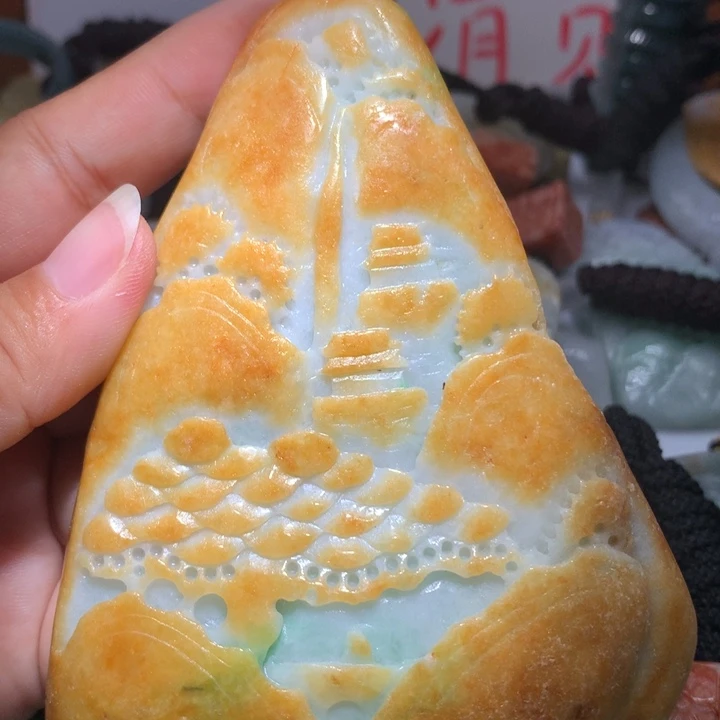 翡翠未镶嵌颈饰保真天然A货翡翠