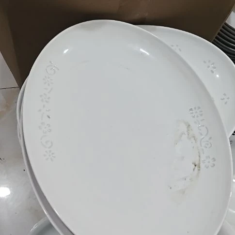 瓷玲珑白色12寸鱼盘2个微瑕疵