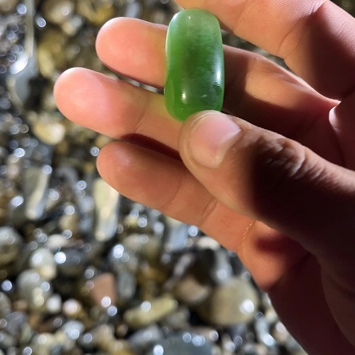 和田玉（糖玉）未镶嵌珠宝奇石
