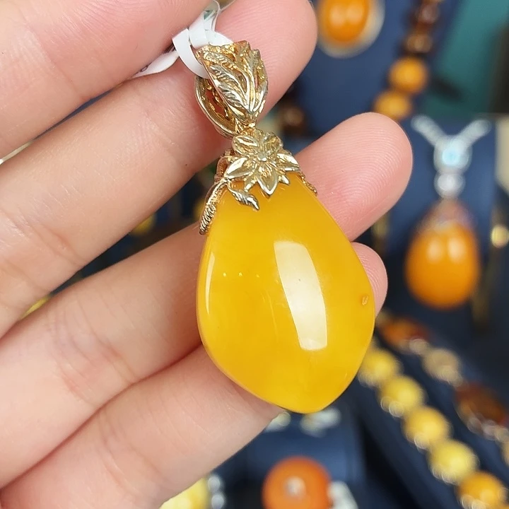 琥珀银S925镀金镶嵌颈饰
