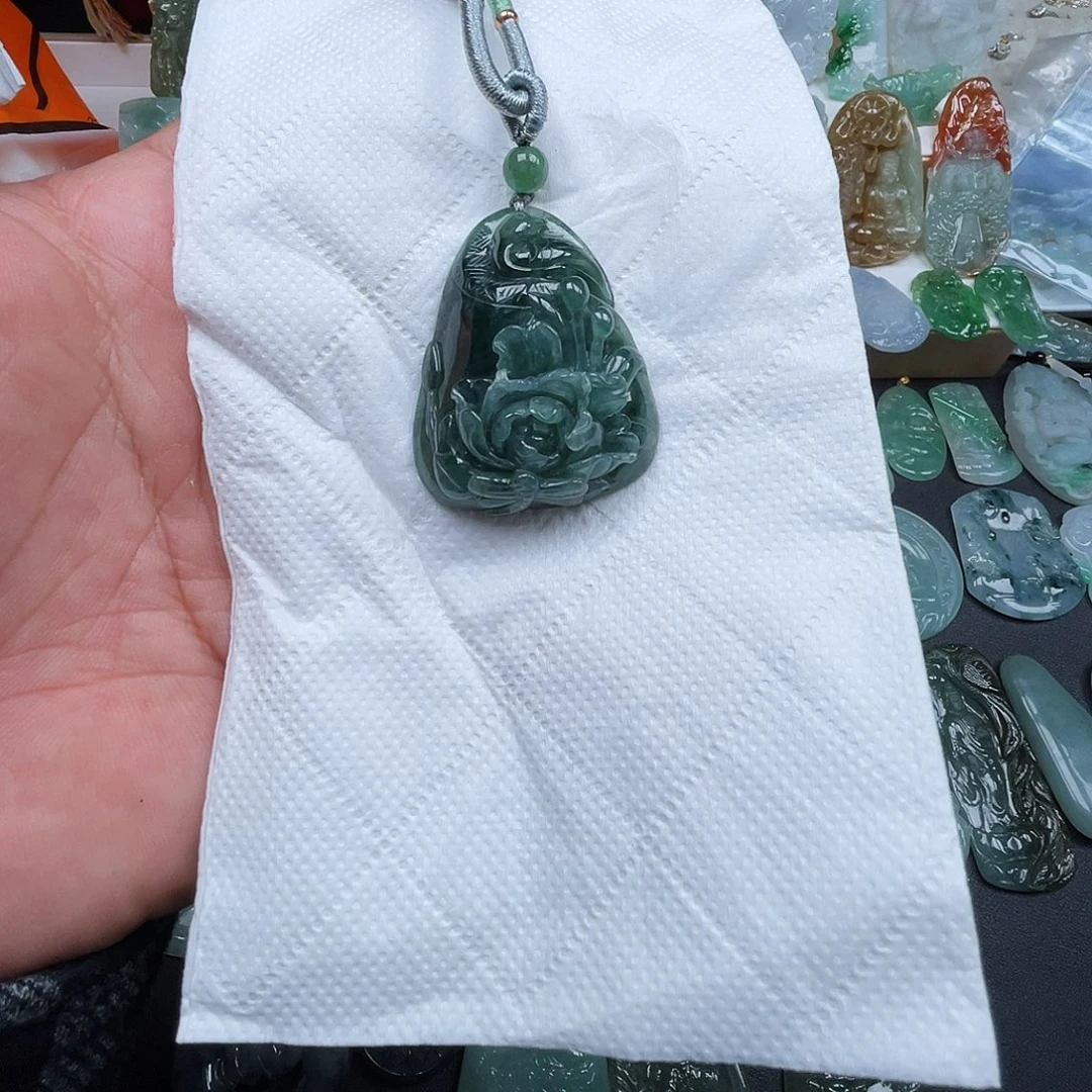 翡翠未镶嵌吊坠(不含链)
