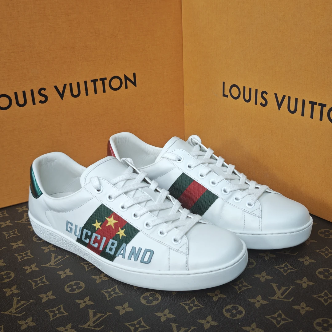 99新 GUCCI/古驰 40.5码/古驰红绿饰带刺绣休闲板鞋