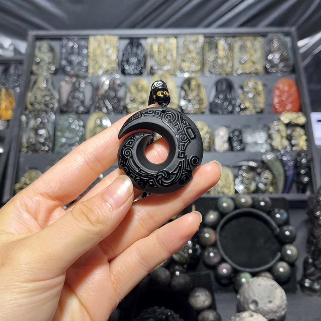 起***舍未镶嵌黑曜岩珠宝奇石