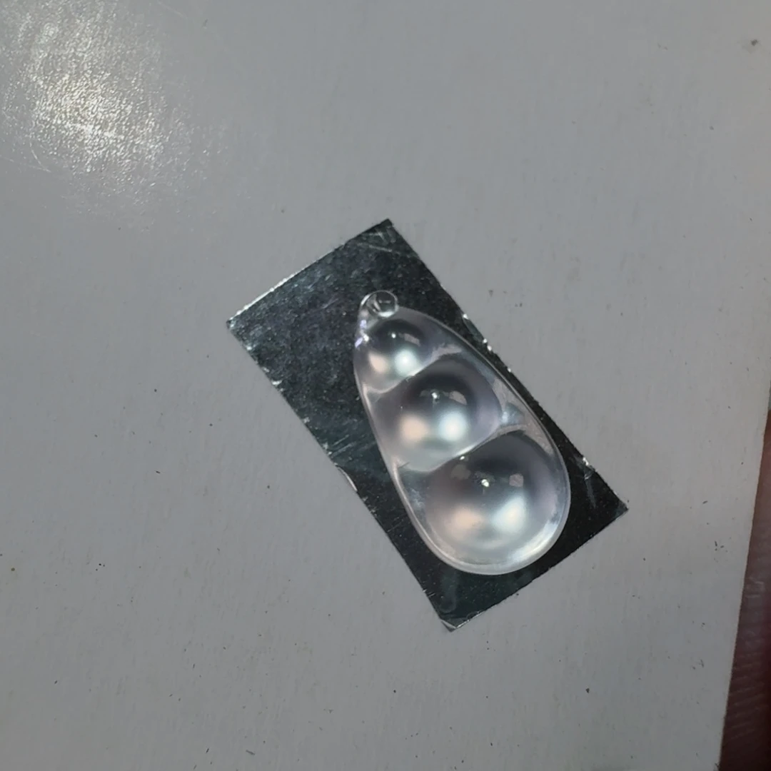 翡翠未镶嵌颈饰福豆