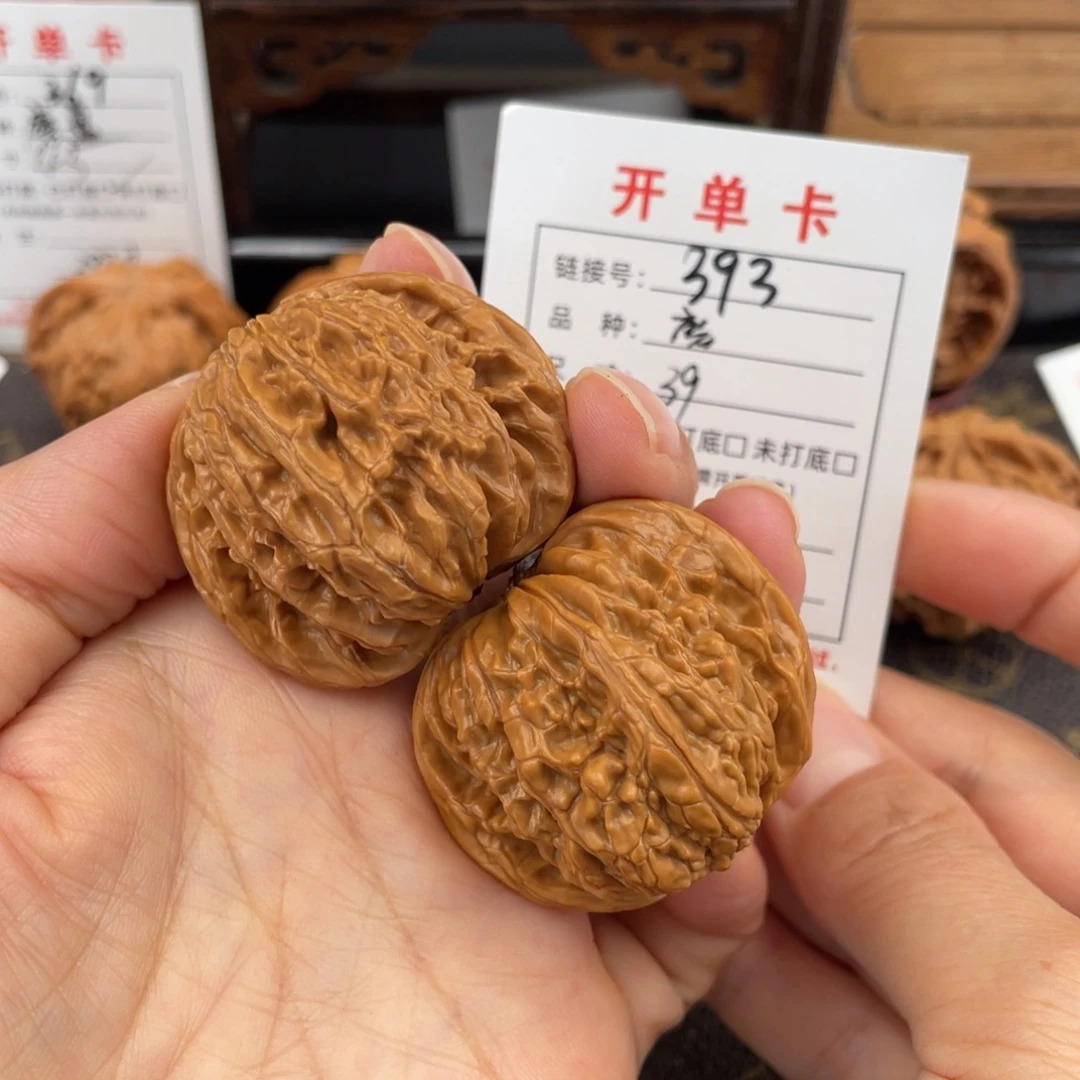吊坠桃核文玩核桃
