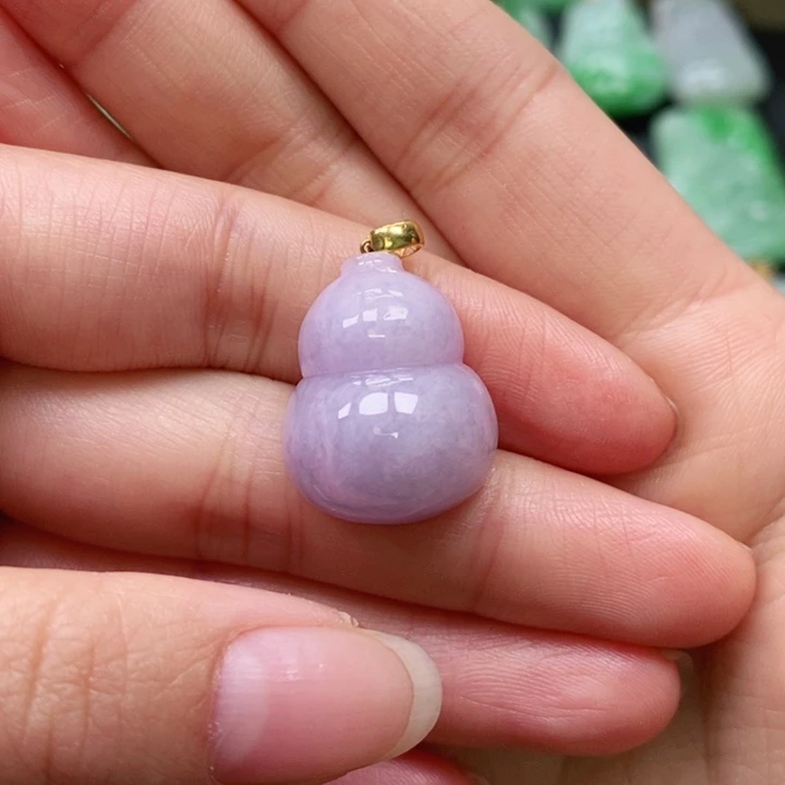 翡翠颈饰未镶嵌吊坠