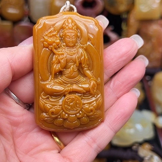 石英质玉（黄龙玉）合金颈饰