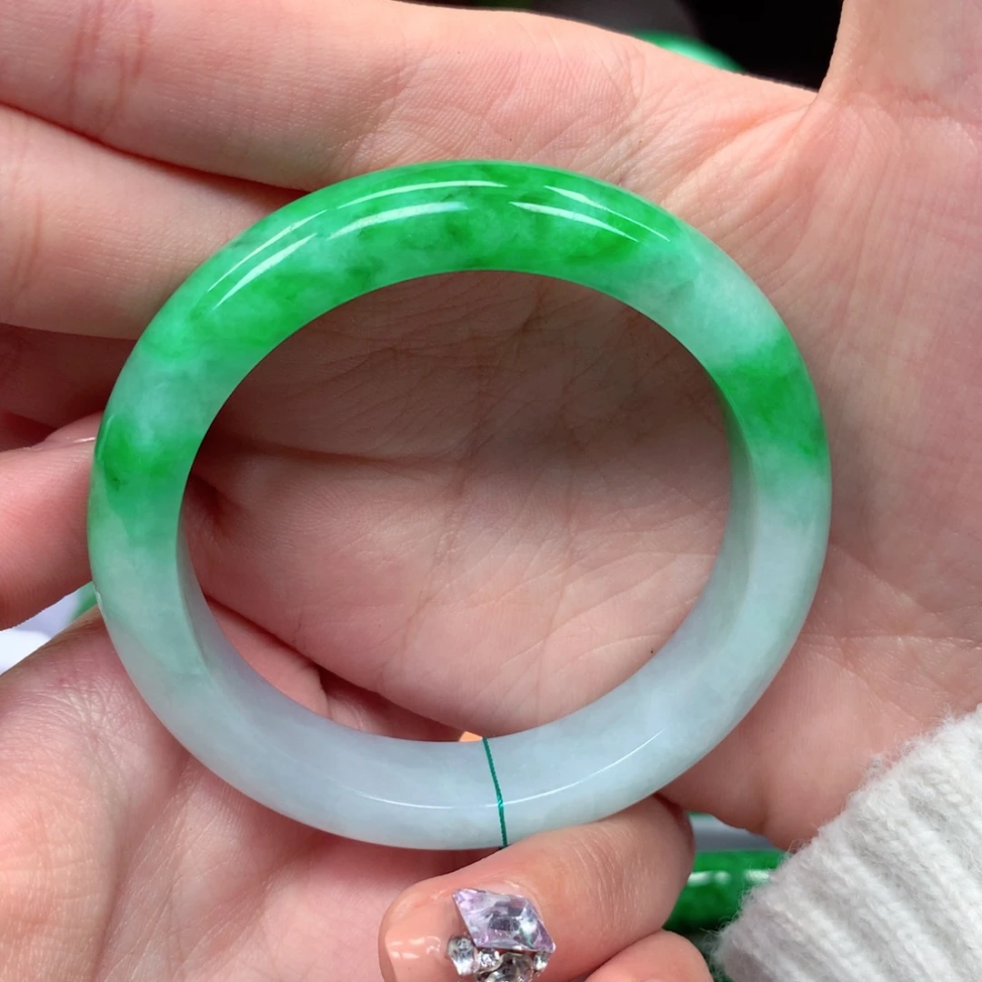 未镶嵌手镯翡翠翡翠