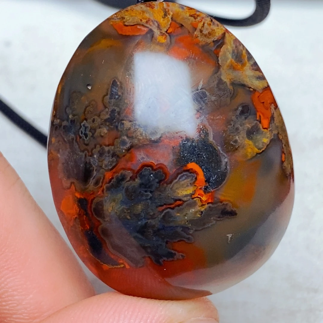 幸***来玛瑙/玉髓未镶嵌颈饰