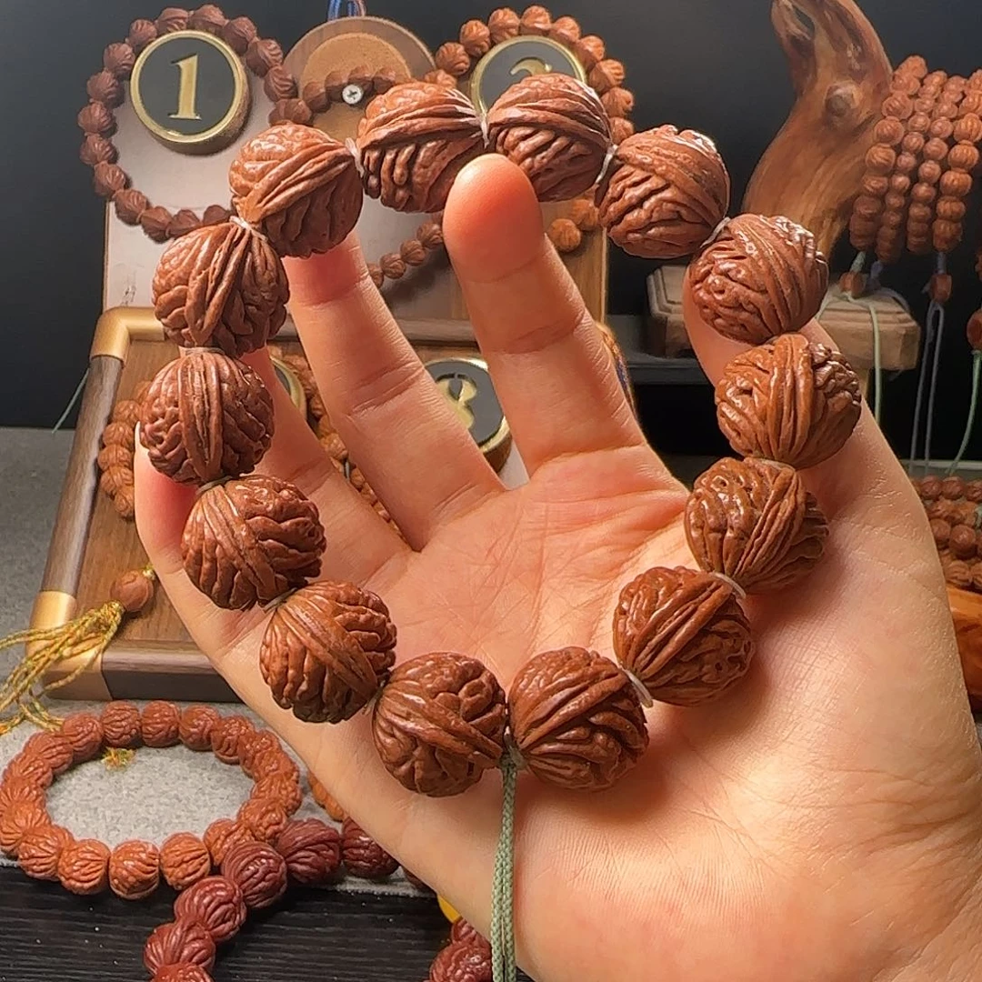 吊坠桃核21刺龙元宝