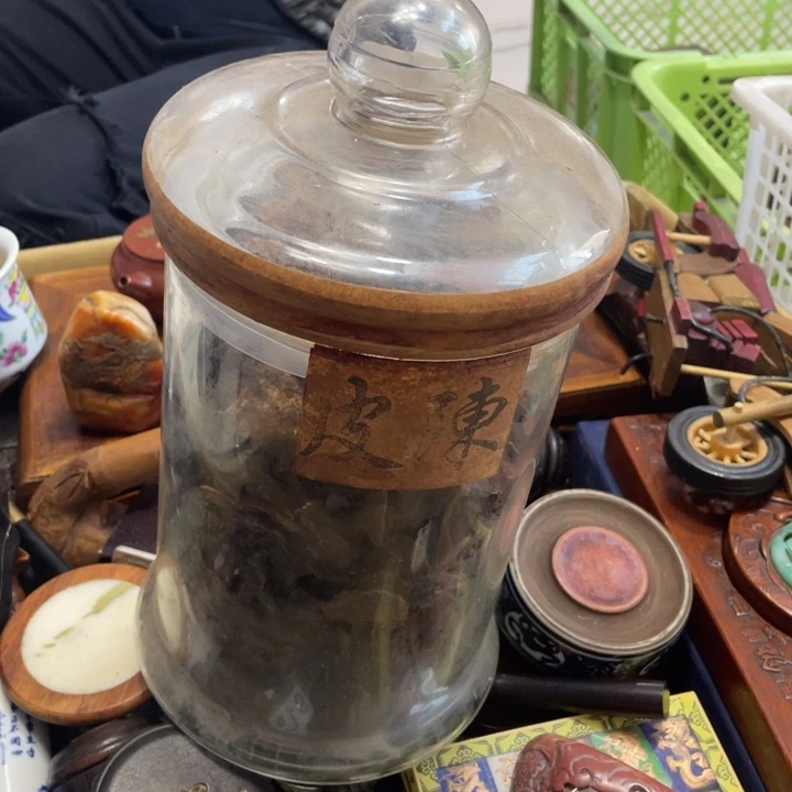 琉璃手工艺品陶瓷艺术家的作品