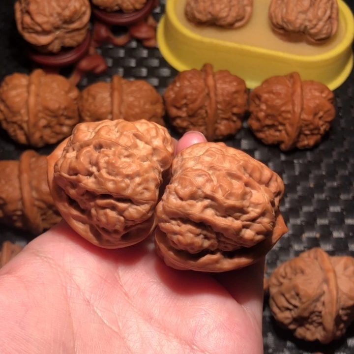 文玩核桃把件41不开背蹬腿三角蛙