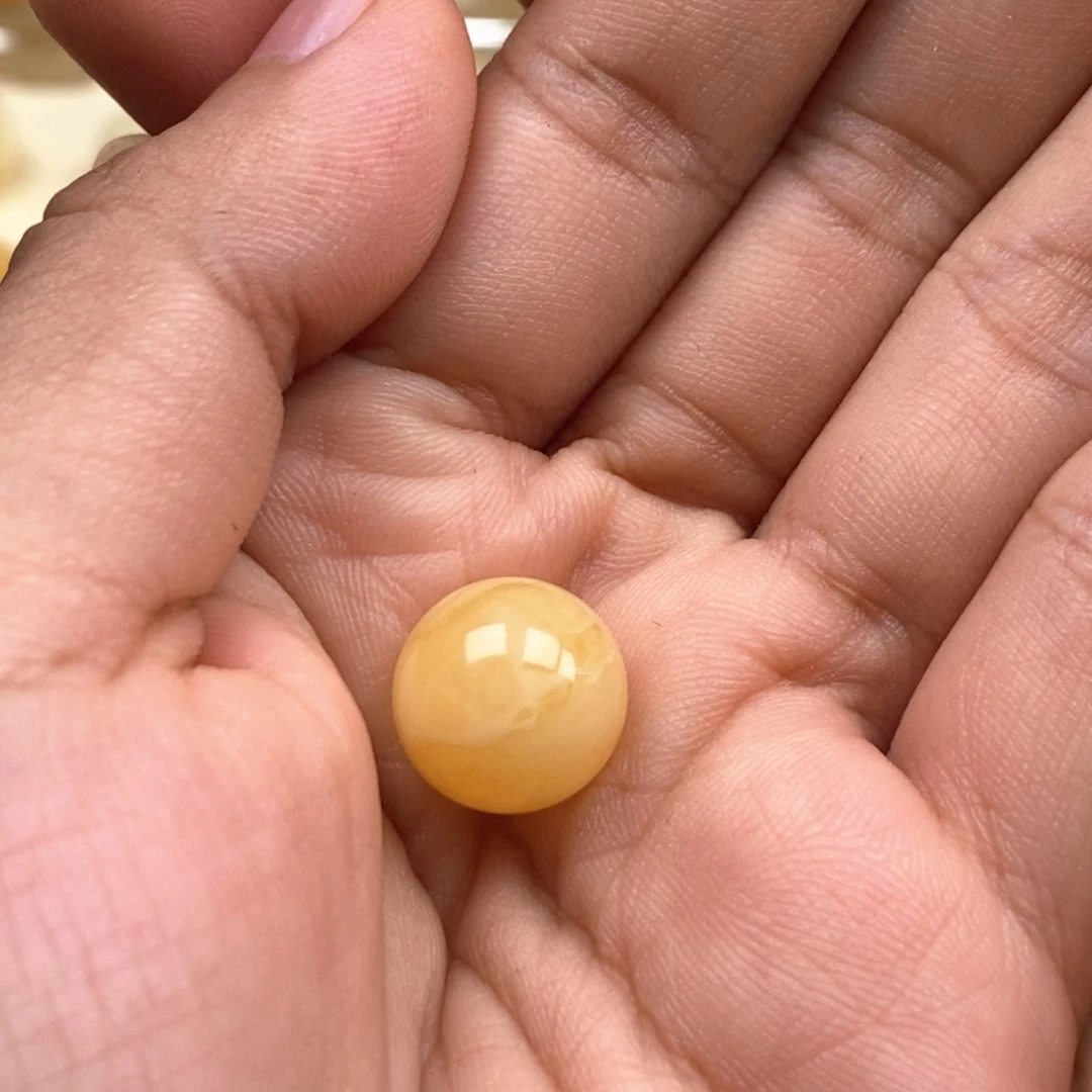 裸石琥珀未镶嵌蜜蜡圆珠