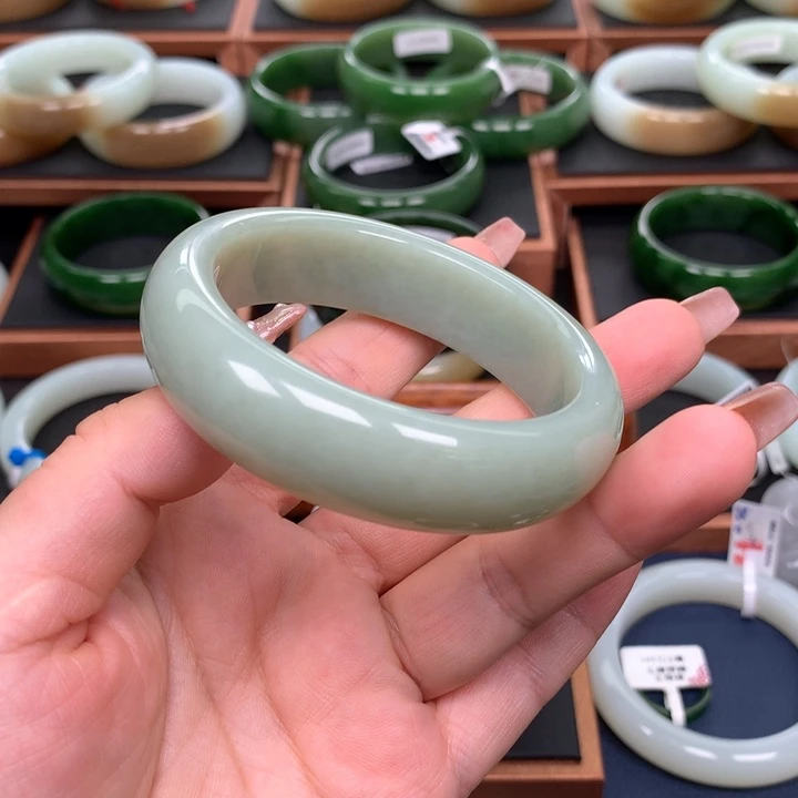 和田玉5657圈口未镶嵌