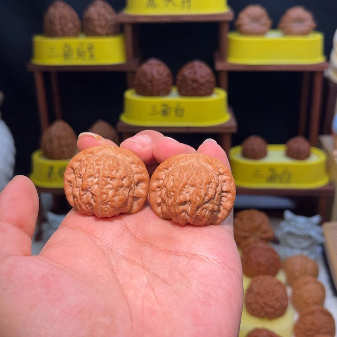 吊坠文玩核桃全品39.5血麒麟