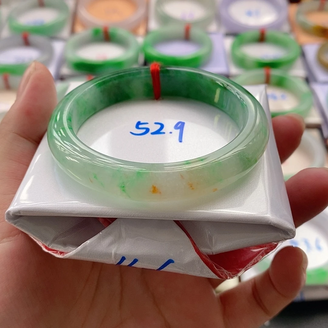 翡翠手镯未镶嵌8号