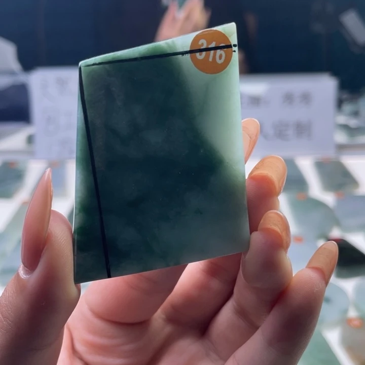 定制翡翠未镶嵌天然翡翠