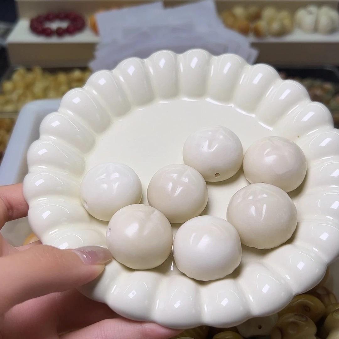 菩提根/象牙果手串瑕疵白香菇包10颗