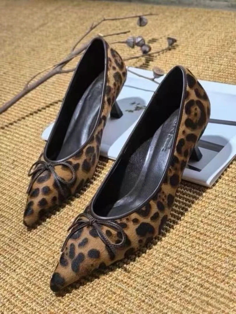 【Lei Jie】轻奢蝴蝶结胎牛皮高跟鞋3192