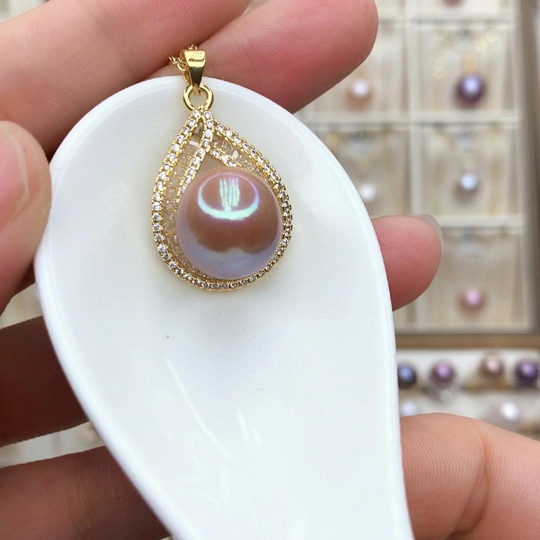 淡水珍珠颈饰合金