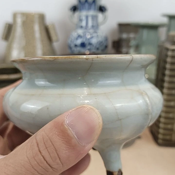 闯***涯其他官窑白柚香炉一个