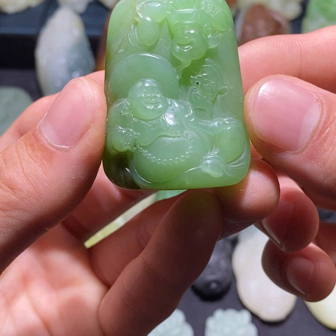 和田玉未镶嵌挂件